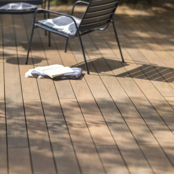 Lame terrasse Atmosphère Nuances IPÉ