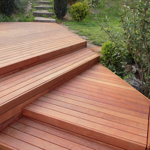 Terrasse bois exotique MERBAU